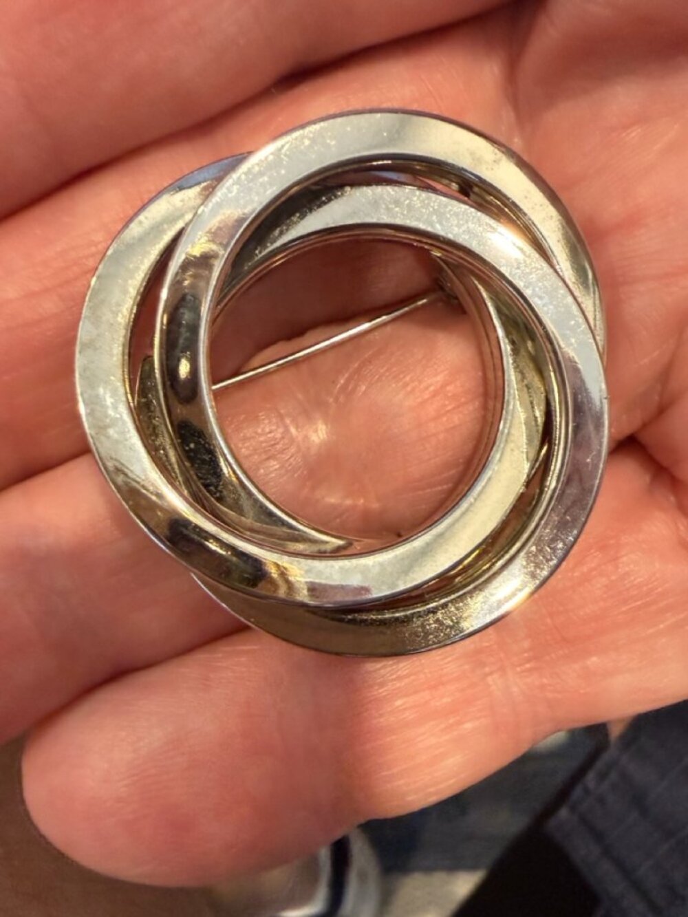 Vintage modernist intertwined triple circle brooch